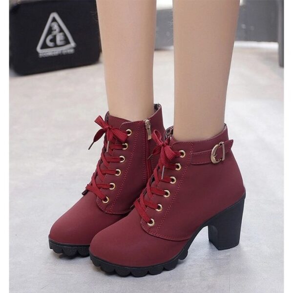 Ladies Classy Fashion Boots With Laces-Maroon.