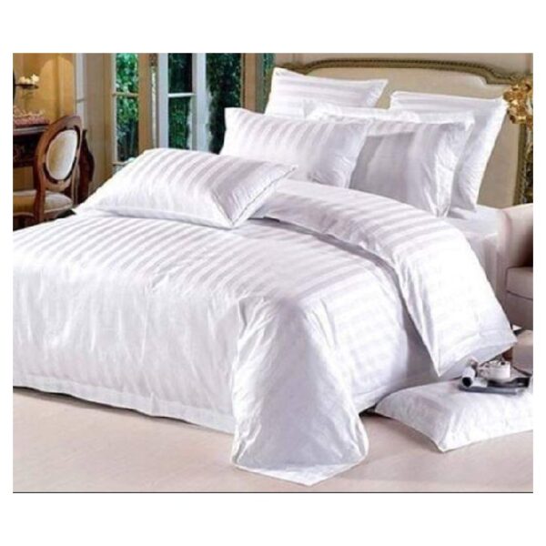 7x7 Duvet Cover Set With A Quilt, 1Bedsheet,2 Pillow Cases - White